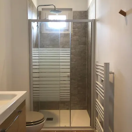 Gabae, Les Volets Gris, 3 Personnes, Jardin Et Piscine